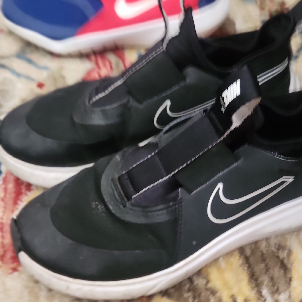 Nike Big Boy Runners. 5 Pairs Slip-On Sneakers - Black, Red, Blue, Green 5 Pairs - Picture 4 of 7